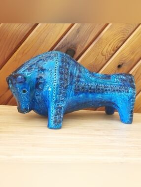 Vintage Bitossi Rimini Blu Ceramic Bull